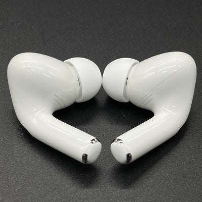 【中古】MagSafe充電ケース(USB-C)付きAirPods Pro(第2世代) MTJV3JA【秋葉原】