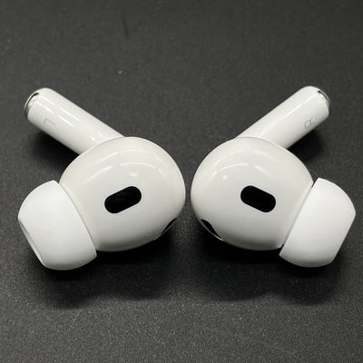 【中古】MagSafe充電ケース(USB-C)付きAirPods Pro(第2世代) MTJV3JA【秋葉原】