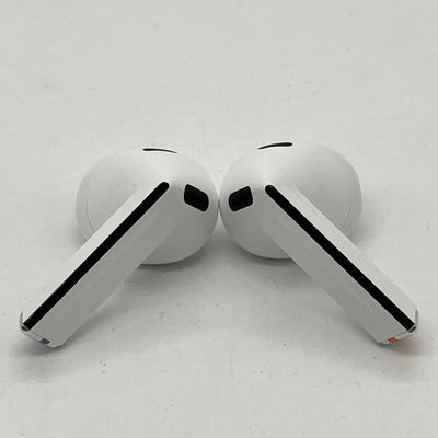 【中古】Galaxy Buds3 ホワイト 【SM-R530NZWAXJP】【秋葉原】