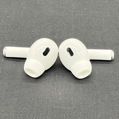 【中古】MagSafe充電ケース(USB-C)付きAirPods Pro(第2世代) MTJV3JA【秋葉原】