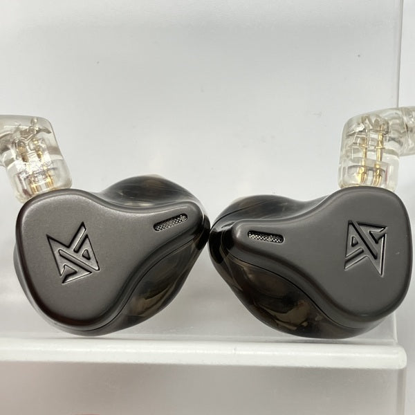 【中古】KZ DQ6【秋葉原】