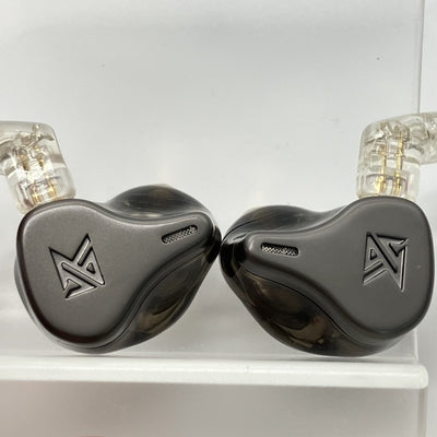 【中古】KZ DQ6【秋葉原】