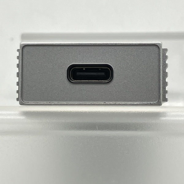 【中古】UA6 Silver【秋葉原】