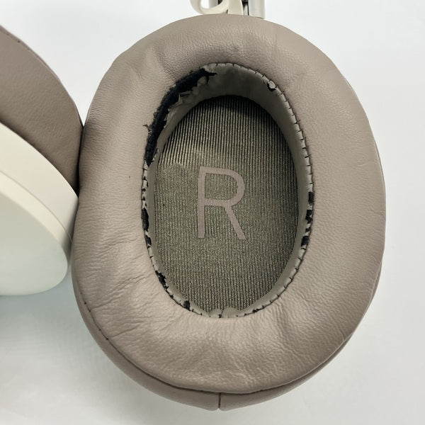 【中古】MOMENTUM Wireless ノイズキャンセルヘッドホン Sandy White 【M3AEBTXL SANDY WHITE】【日本橋】