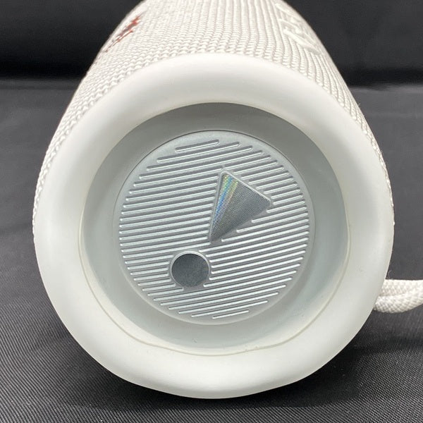 【中古】FLIP6 ホワイト【JBLFLIP6WHT】【秋葉原】