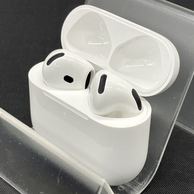 【中古】AirPods 4 MXP63J/A【日本橋】