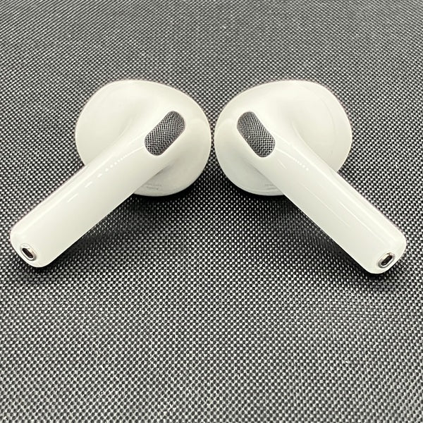 【中古】AirPods 4 MXP63J/A【日本橋】