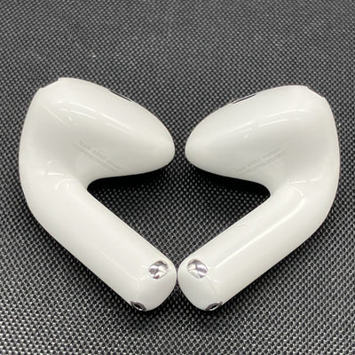 【中古】AirPods 4 MXP63J/A【日本橋】