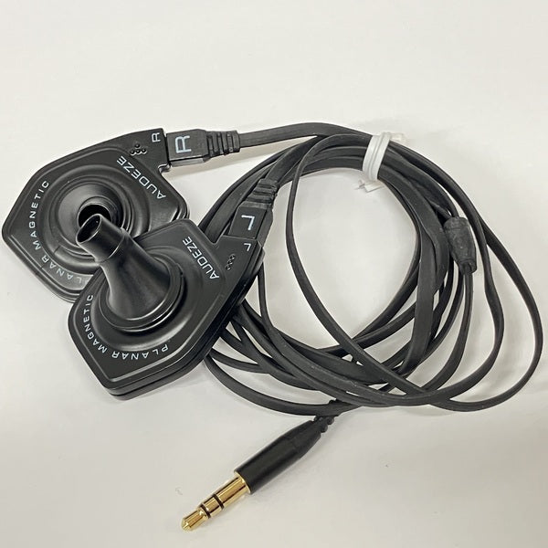 【中古】iSINE 10 Lightning & standard cable【秋葉原】