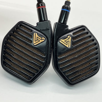 【中古】LCDi4 in-ears with premium cable【秋葉原】