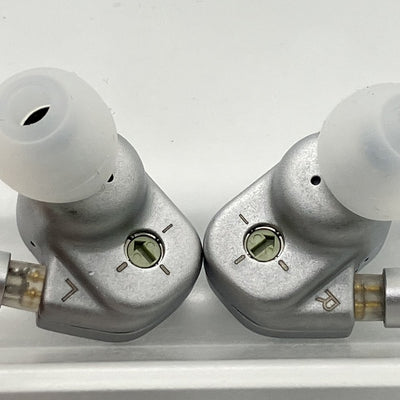【中古】4U【秋葉原】