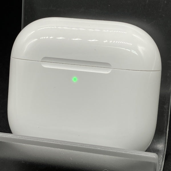 【中古】AirPods 4 MXP93J/A（アクティブノイズキャンセリング搭載）【秋葉原】