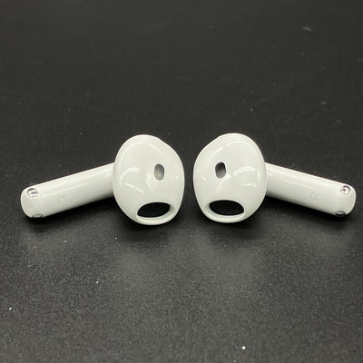 【中古】AirPods 4 MXP93J/A（アクティブノイズキャンセリング搭載）【秋葉原】
