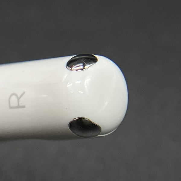 【中古】AirPods 4 MXP93J/A（アクティブノイズキャンセリング搭載）【秋葉原】