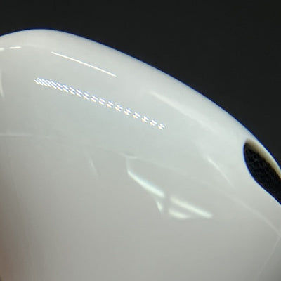 【中古】AirPods 4 MXP93J/A（アクティブノイズキャンセリング搭載）【秋葉原】