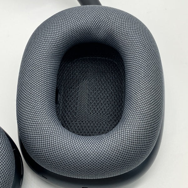 【中古】AirPods Max(USB-C) MWW43ZA/A ミッドナイト【秋葉原】