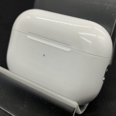 【中古】MagSafe充電ケース(USB-C)付きAirPods Pro(第2世代) MTJV3JA【秋葉原】