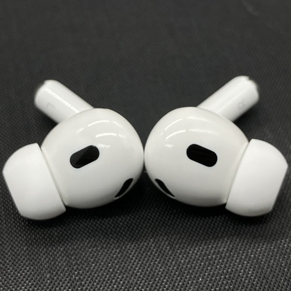 【中古】MagSafe充電ケース(USB-C)付きAirPods Pro(第2世代) MTJV3JA【秋葉原】