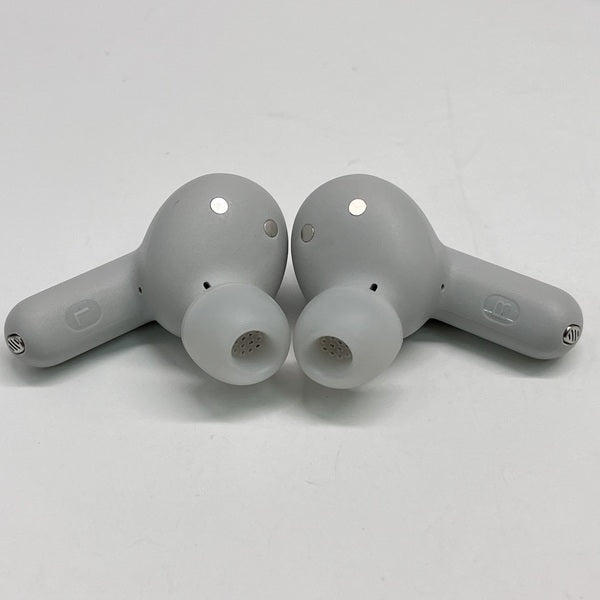 【中古】LIVE BEAM 3 シルバー【JBLLIVEBEAM3SIL】【名古屋】