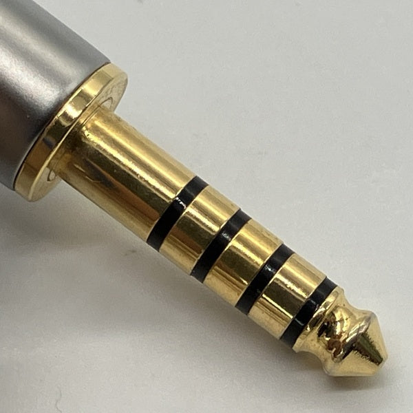 【中古】LC-4.4C 4.4mm5極L字 銀メッキ高純度単結晶銅8芯ケーブル【FIO-LC44C】【秋葉原】