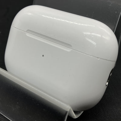 【中古】MagSafe充電ケース(USB-C)付きAirPods Pro(第2世代) MTJV3JA【秋葉原】