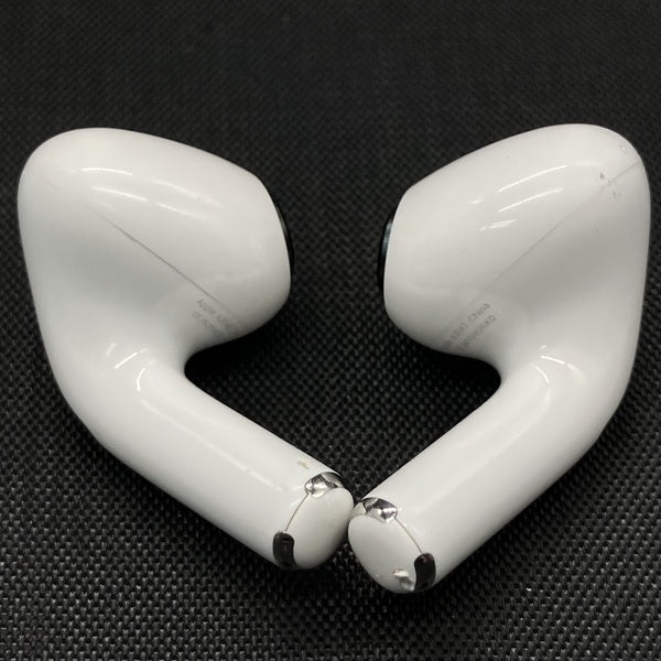 【中古】MagSafe充電ケース(USB-C)付きAirPods Pro(第2世代) MTJV3JA【秋葉原】