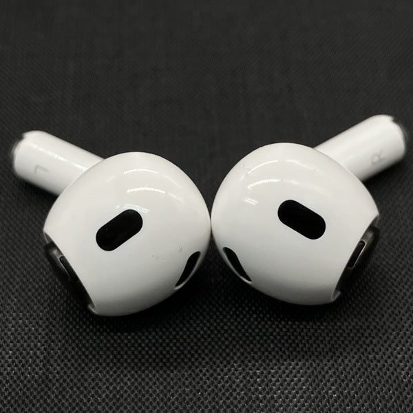 【中古】MagSafe充電ケース(USB-C)付きAirPods Pro(第2世代) MTJV3JA【秋葉原】