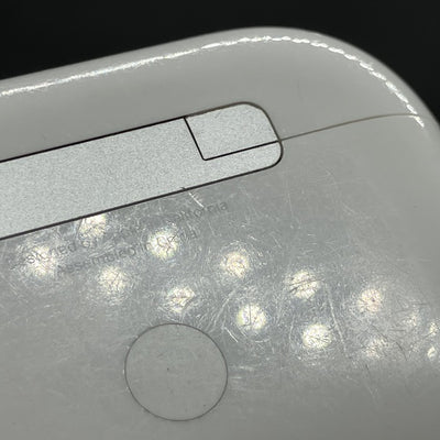 【中古】MagSafe充電ケース(USB-C)付きAirPods Pro(第2世代) MTJV3JA【秋葉原】
