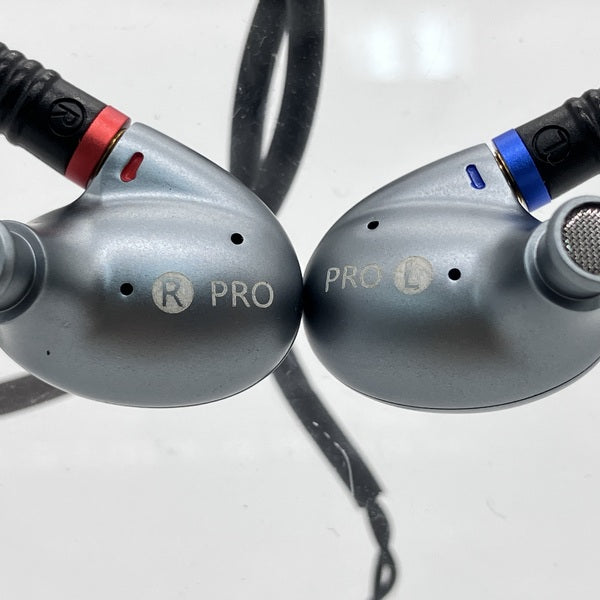 【中古】F9PRO 【FIO-IEMF9P-T】【日本橋】