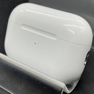 【中古】MagSafe充電ケース(USB-C)付きAirPods Pro(第2世代) MTJV3JA【秋葉原】