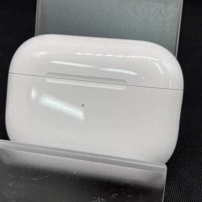 【中古】MagSafe充電ケース(USB-C)付きAirPods Pro(第2世代) MTJV3JA【秋葉原】