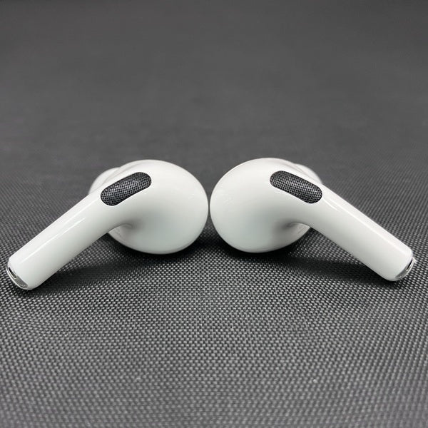 【中古】MagSafe充電ケース(USB-C)付きAirPods Pro(第2世代) MTJV3JA【秋葉原】