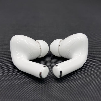 【中古】MagSafe充電ケース(USB-C)付きAirPods Pro(第2世代) MTJV3JA【秋葉原】