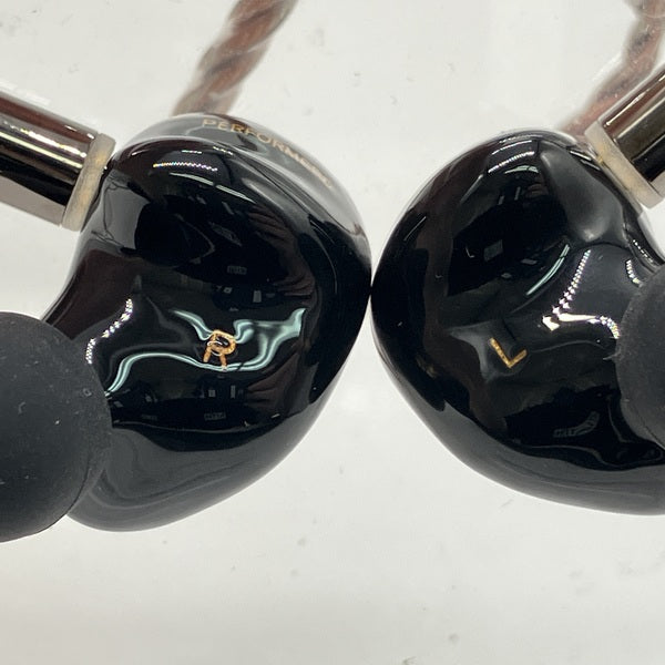 【極美品】AFUL PERFORMER8 イヤホン 4.4mmプラグ AFUL 【中古】PERFORMER 8 (4.4mmプラグ)【秋葉原】 – e☆イヤホン
