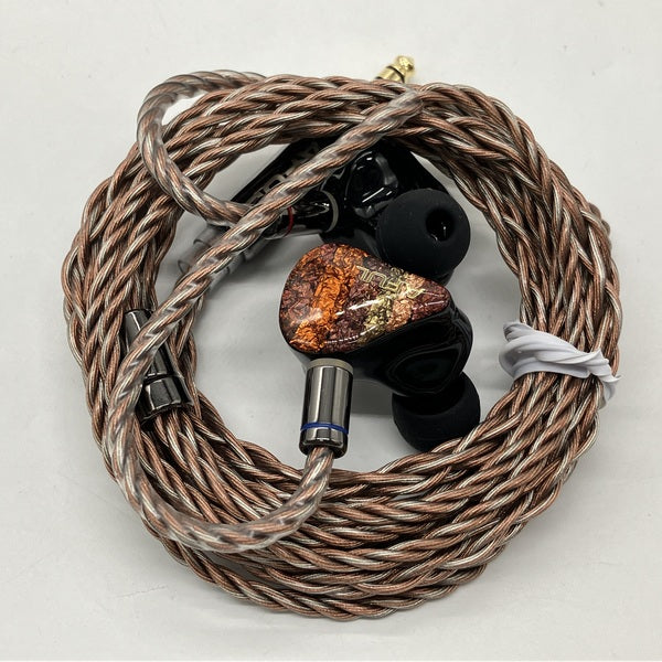【中古】PERFORMER 8　(4.4ｍｍモデル)【秋葉原】