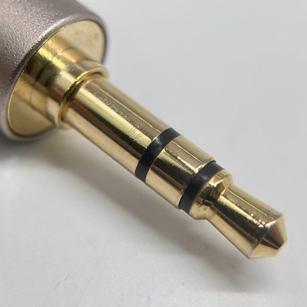 【中古】Que【日本橋】