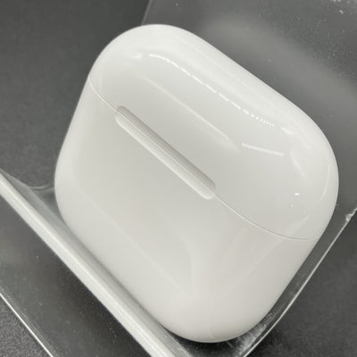 【中古】AirPods 4 MXP63J/A【秋葉原】
