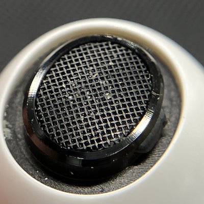 【中古】AirPods Pro （R側）【日本橋】
