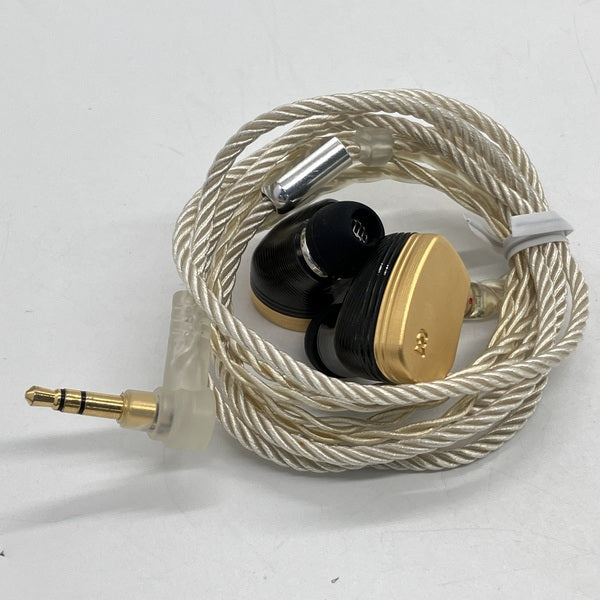 イヤホン Campfire Audio Solaris ハイエンドイヤホン Campfire Audio SOLARIS 2020 レビュー