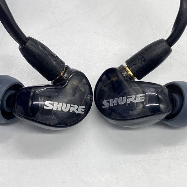 SHURE ワイヤレスイヤホン BT2シリーズ SE215SPE-B+BT2-A SHURE ( シュア ) SE215SPE-B+BT2-A トランスルーセントブルー