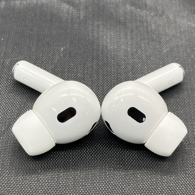 【中古】MagSafe充電ケース(USB-C)付きAirPods Pro(第2世代) MTJV3JA【秋葉原】