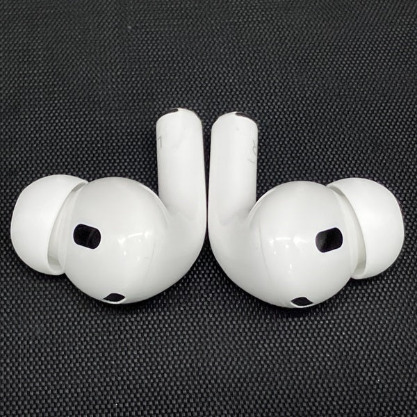 【中古】MagSafe充電ケース(USB-C)付きAirPods Pro(第2世代) MTJV3JA【秋葉原】