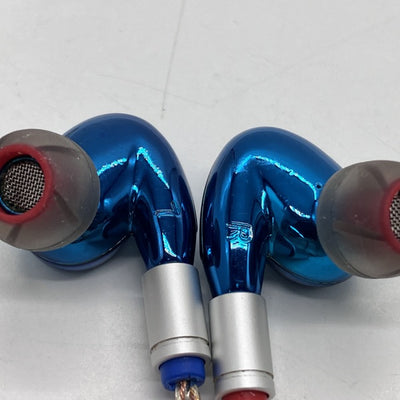【中古】Clio（Signature）【秋葉原】