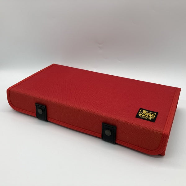 【中古】仕切りの位置が変えられるイヤフォンケース/8個用　レッド【秋葉原】