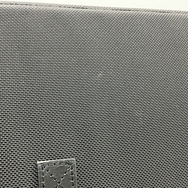 【中古】仕切りの位置が変えられるイヤフォンケース/8個用【VC874-00】【秋葉原】