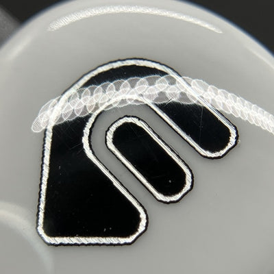 【中古】Zen 4 Universal (White)【秋葉原】