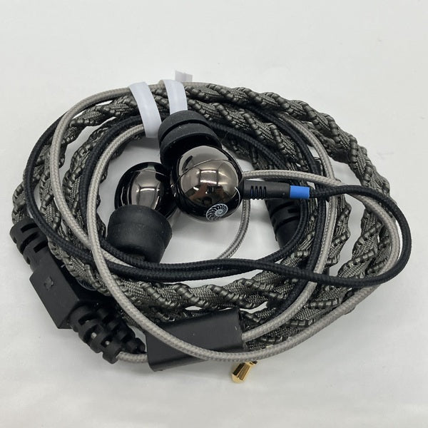 【中古】A8 Ear Speakers 30th Anniversary Edition【日本橋】