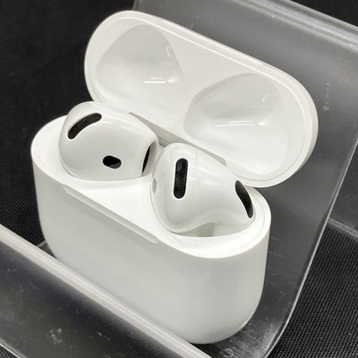 【中古】AirPods 4 MXP63J/A【秋葉原】