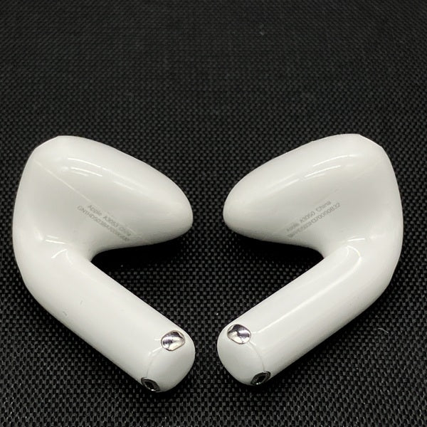 【中古】AirPods 4 MXP63J/A【秋葉原】