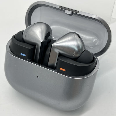 【中古】Galaxy Buds3 Pro シルバー 【SM-R630NZAAXJP】【秋葉原】